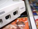 This "World First" Wireless Dreamcast Controller Has A Colour Screen