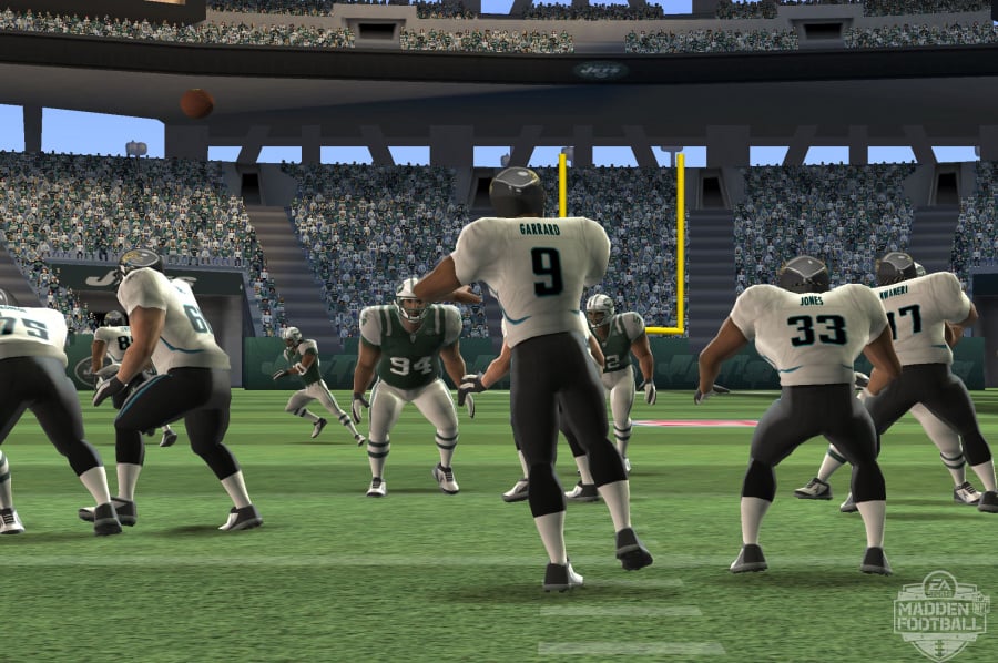 Madden NFL Football Screenshot